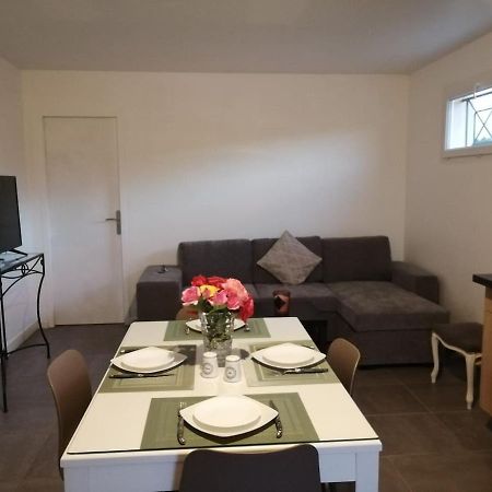 Maison Du Bonheur Lesparre-Médoc Extérieur photo